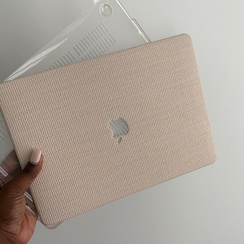 Apple Beige Textured Laptop Cover